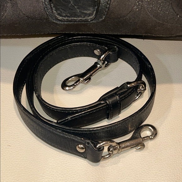 Coach Campbell Izzy Black Metallic Signature Buckle Tote - Picture 6 of 14